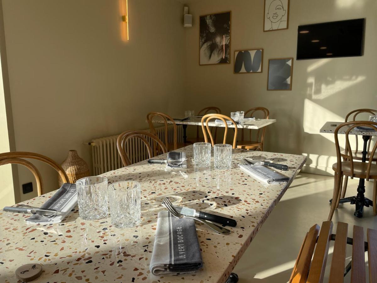 Logis Hotel & Restaurant Le Vert Bocage Franqueville-Saint-Pierre Buitenkant foto