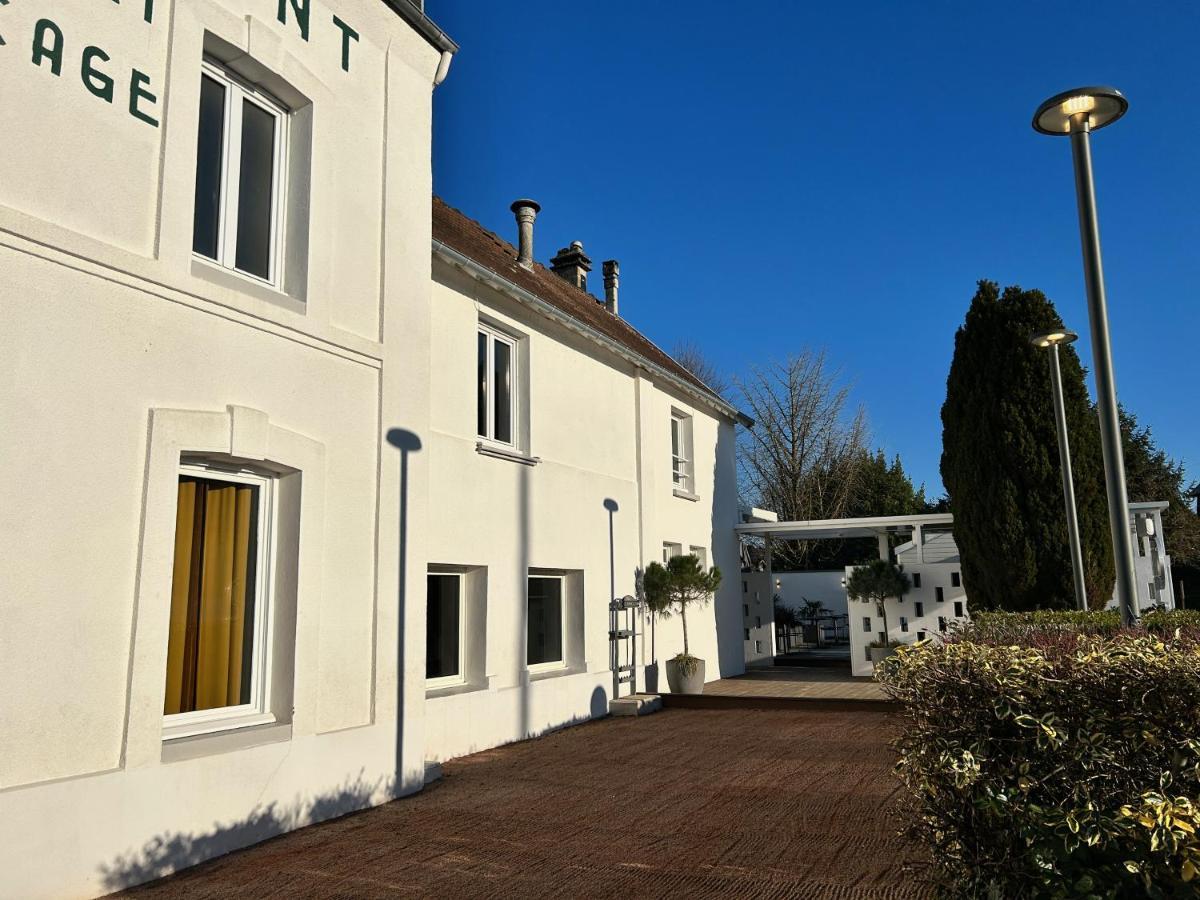 Logis Hotel & Restaurant Le Vert Bocage Franqueville-Saint-Pierre Buitenkant foto