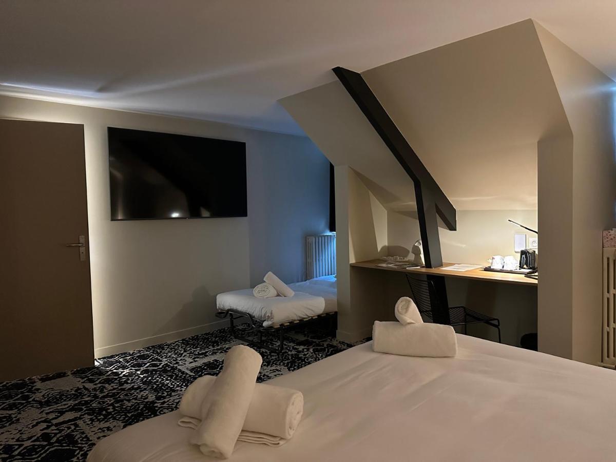 Logis Hotel & Restaurant Le Vert Bocage Franqueville-Saint-Pierre Buitenkant foto
